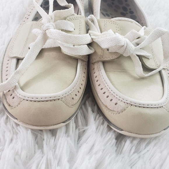 Merell Biege Slip On Tennis Shoe Sizs 9.5 - Picture 13 of 13